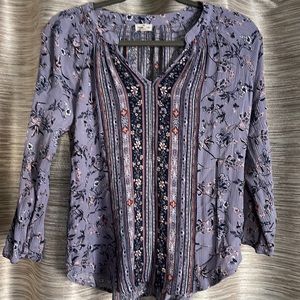 Three quarter sleeve blouse Medium